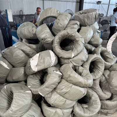Low Price Wholesale Galvanized Concertina BTO-22 Razor Barbed Wire for Fence